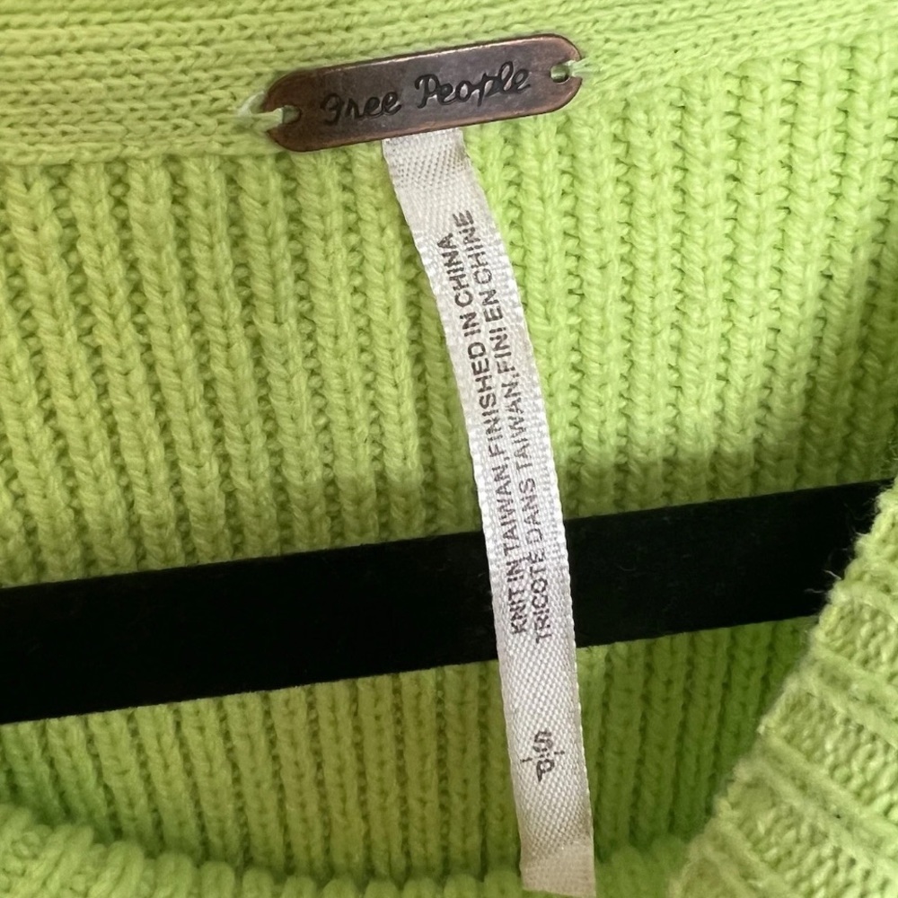 Free People Easy Street Ribbed Knit Tunic Sweater Size Small Citron Green - Picture 7 of 9